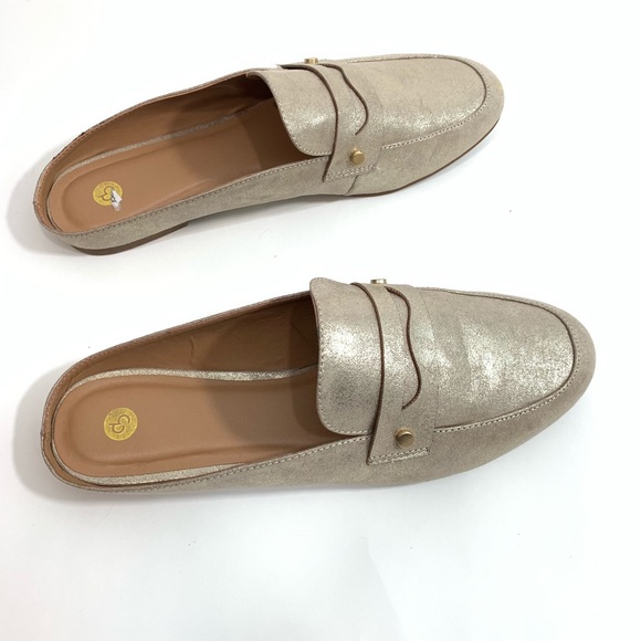 dressbarn Shoes - 💥💥Moxy Gold Mules Slides Shoes Size 9.5